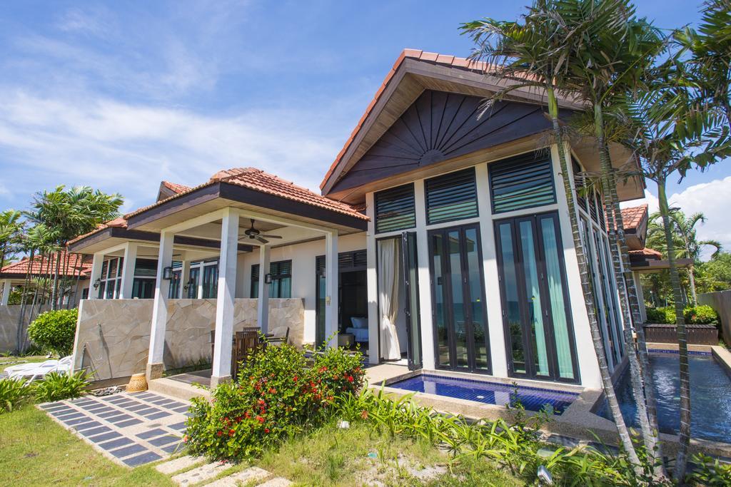 Sabah Beach Villas & Suites Kota Kinabalu Exterior foto