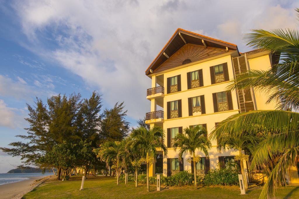 Sabah Beach Villas & Suites Kota Kinabalu Exterior foto