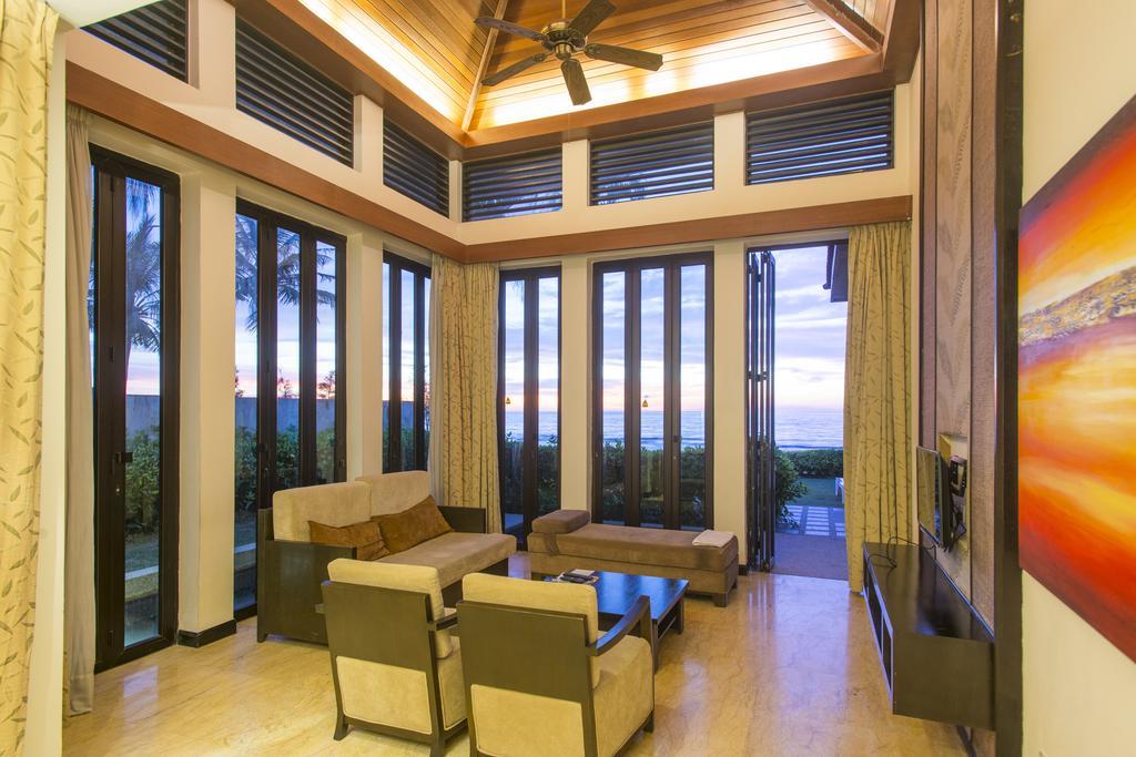 Sabah Beach Villas & Suites Kota Kinabalu Exterior foto