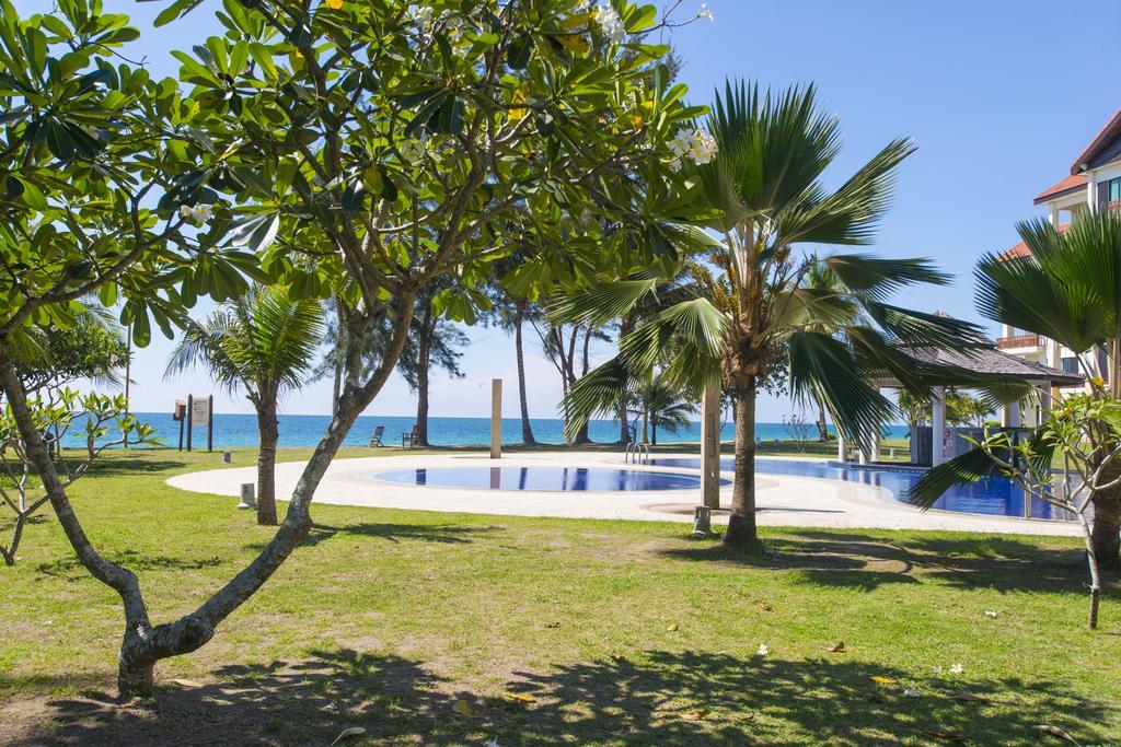 Sabah Beach Villas & Suites Kota Kinabalu Exterior foto